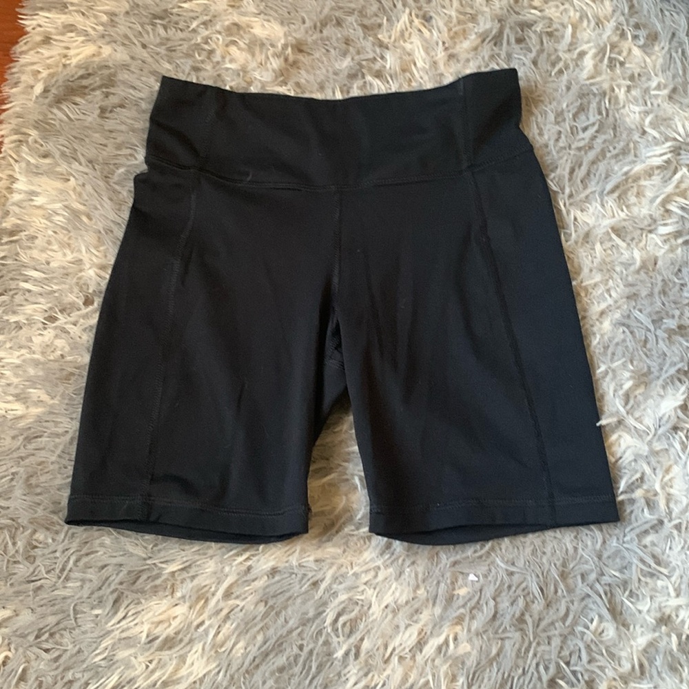 all in motion black biker shorts
